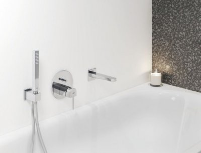 Grohe Plus Single Lever Mixer with 2 way diverter